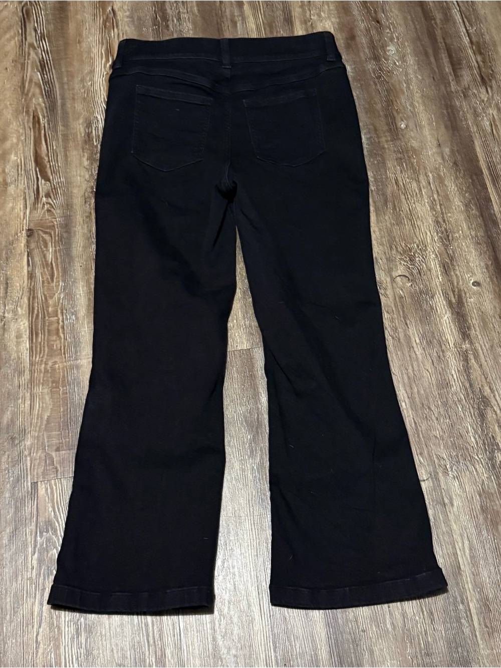Spanx Kick Flare Jeans Women's Medium Pull On High Rise Denim in Clean Black - Picture 6 of 6